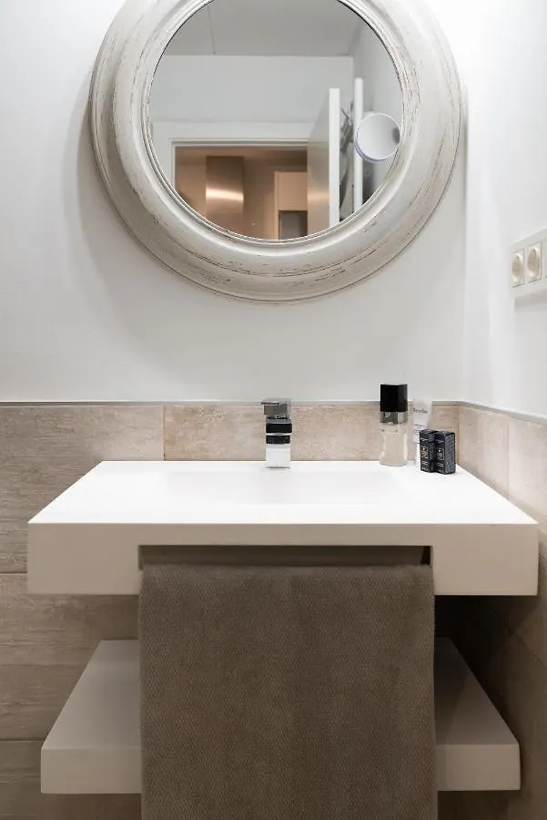 Apartamento De Lujo En Plaza Del Teatro Apartment Malaga 0*,